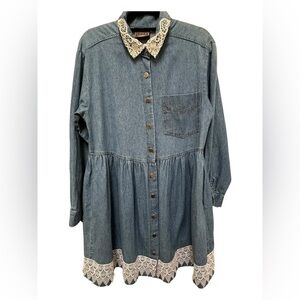 ✨ Vintage Blue denim button down midi length dress with pockets